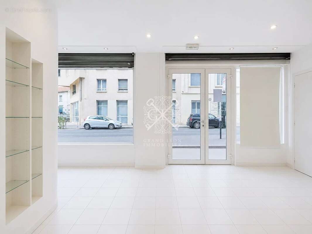 Commerce à LYON-3E