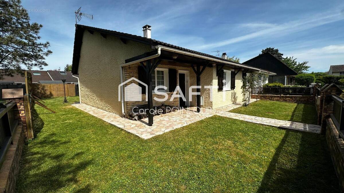 Photo 1 - Maison à OZOIR-LA-FERRIERE