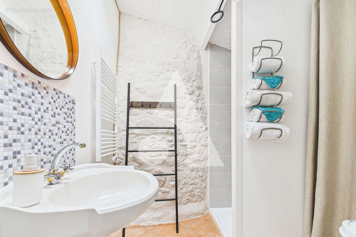 Maison à SAINT-FLORENT-DES-BOIS