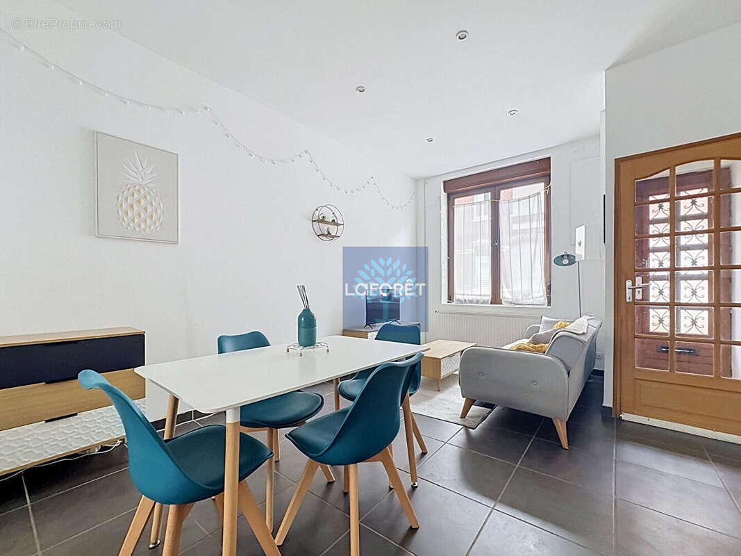 Maison de Ville - 67m2 - 3 chambres - extérieur - photo 2