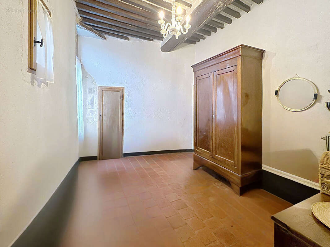 Maison à ROGNES