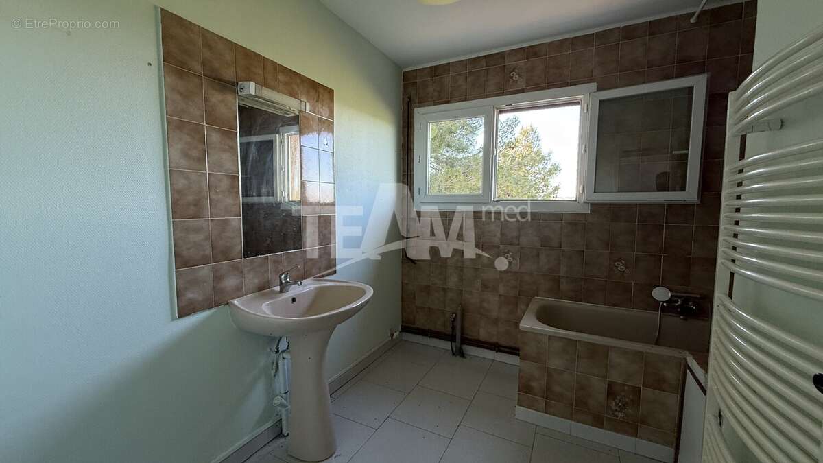 Maison à VILLEVEYRAC