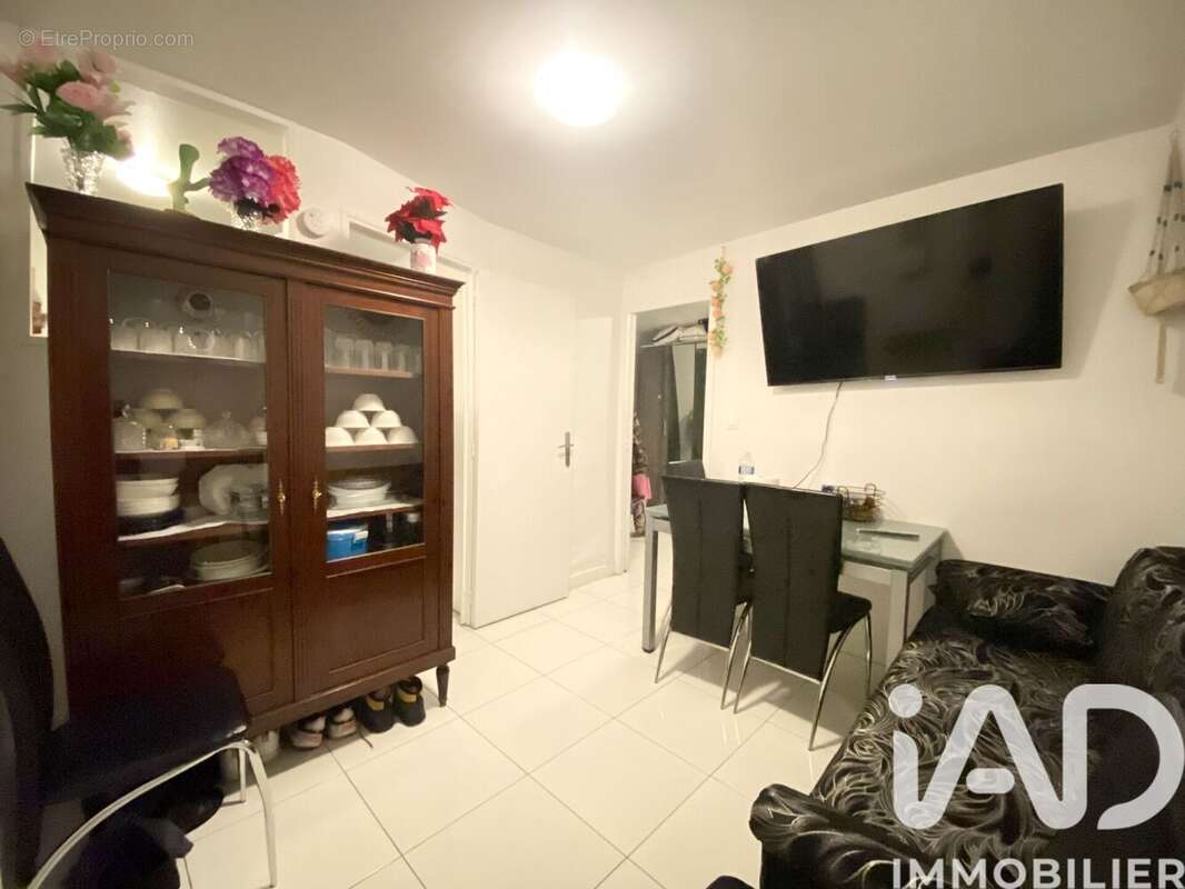 Photo 2 - Appartement à AUBERVILLIERS