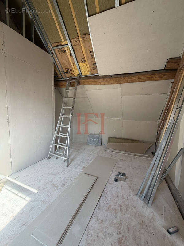 Maison a renover - centre morée - photo 11
