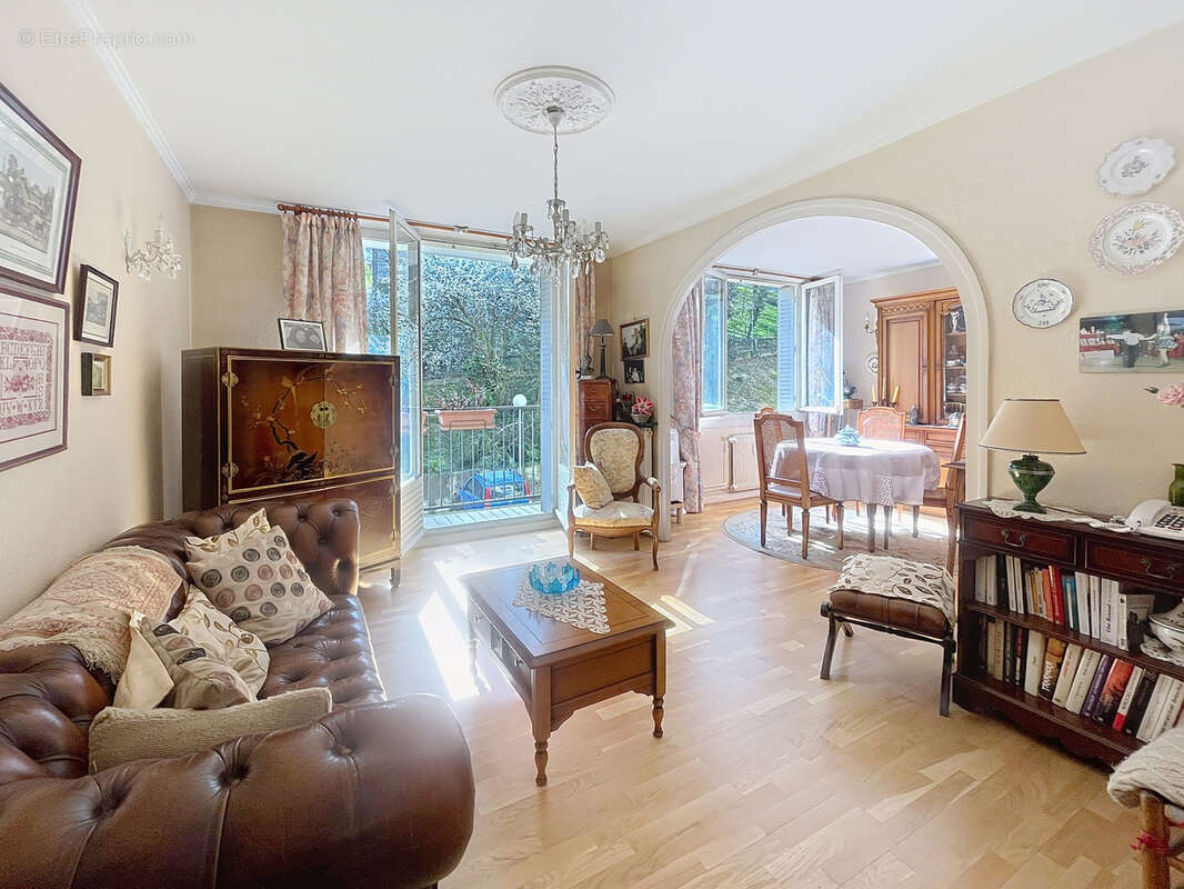 Appartement à OULLINS