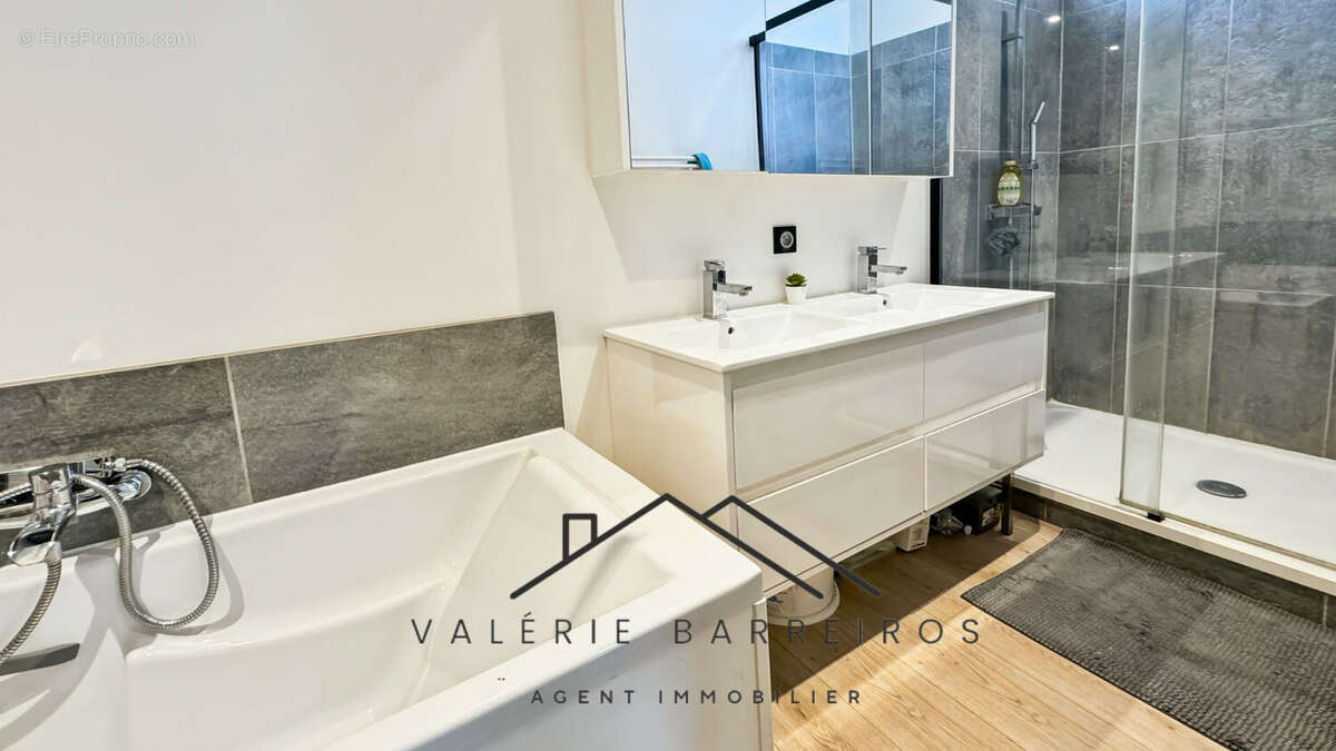 Maison à TOURVILLE-LA-RIVIERE