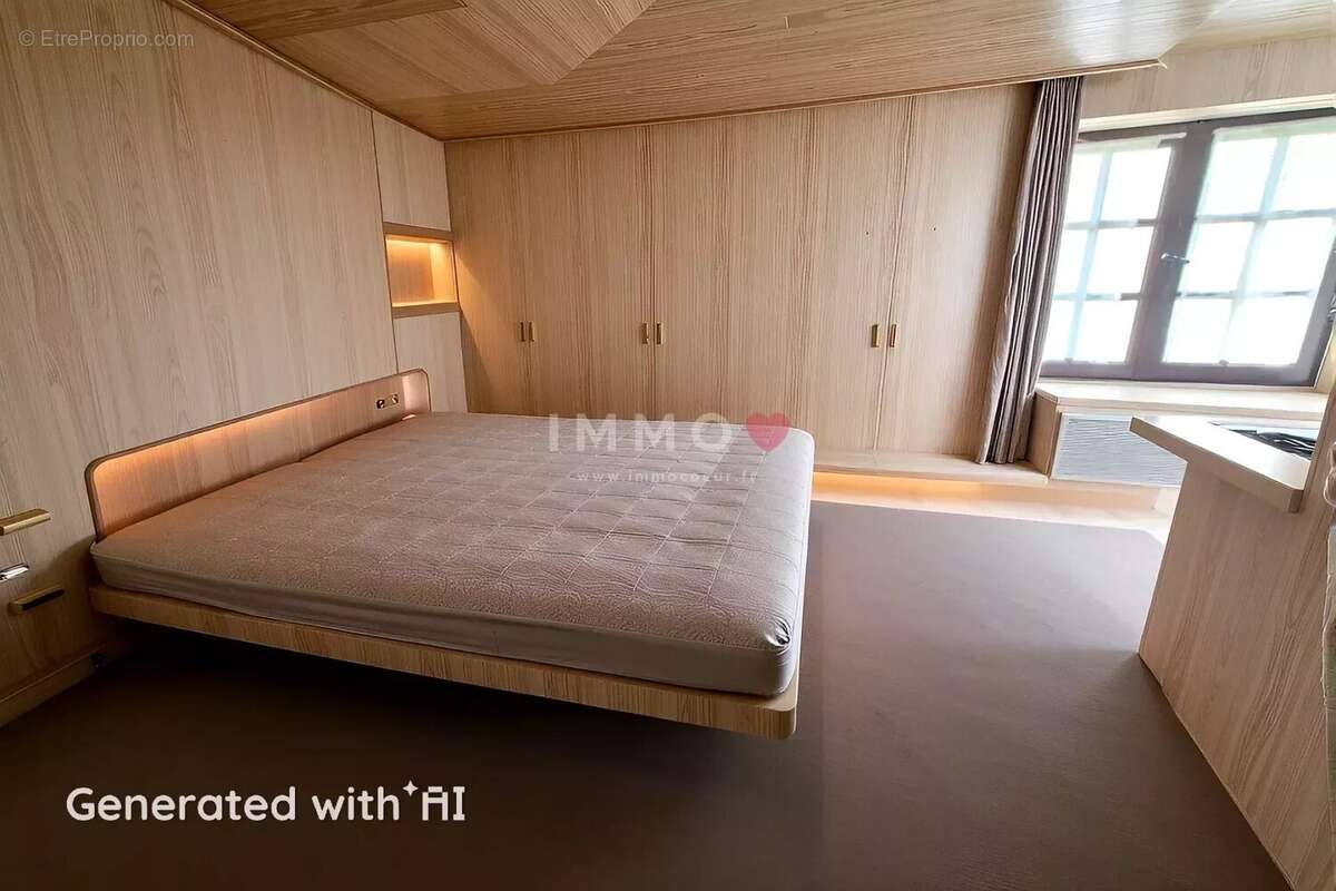 Maison à CROIX-CHAPEAU