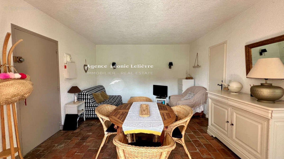 Appartement à LES ISSAMBRES