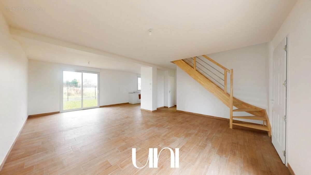 Maison à CAGNY