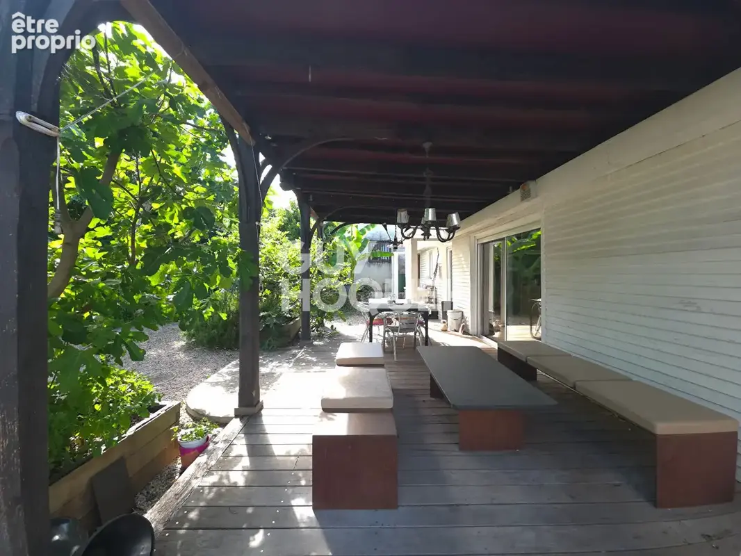 Photo Maison à Neuilly-Sur-Marne au prix de 598 000€