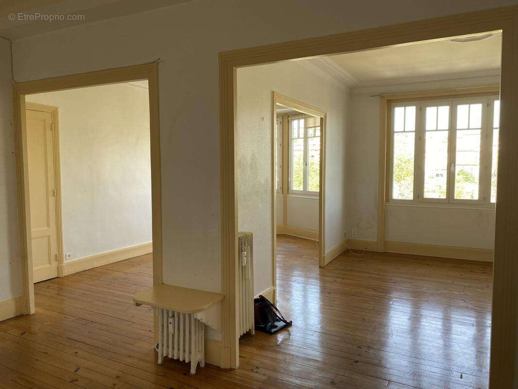 Appartement à SAINT-ETIENNE