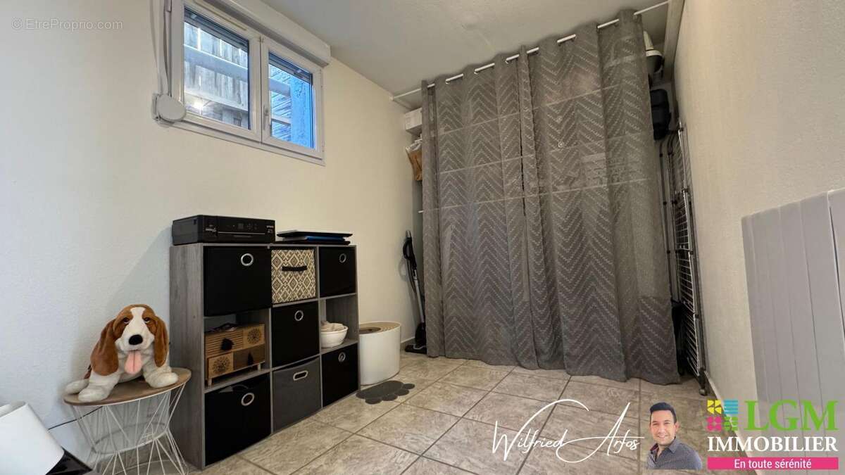 Maison à GALLARGUES-LE-MONTUEUX