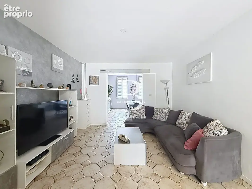 Maison 5 pièces 118 m² à vendre à Douchy-Les-Mines (59282) - photo 2