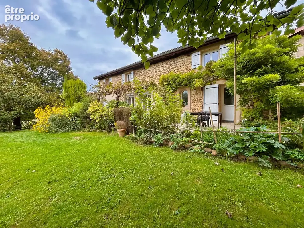 Maison 10 pièces 392 m² à vendre à Beausemblant (26240) - photo 4