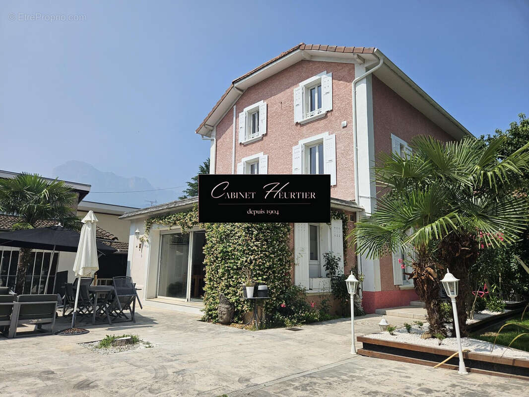 Maison à VILLARD-BONNOT