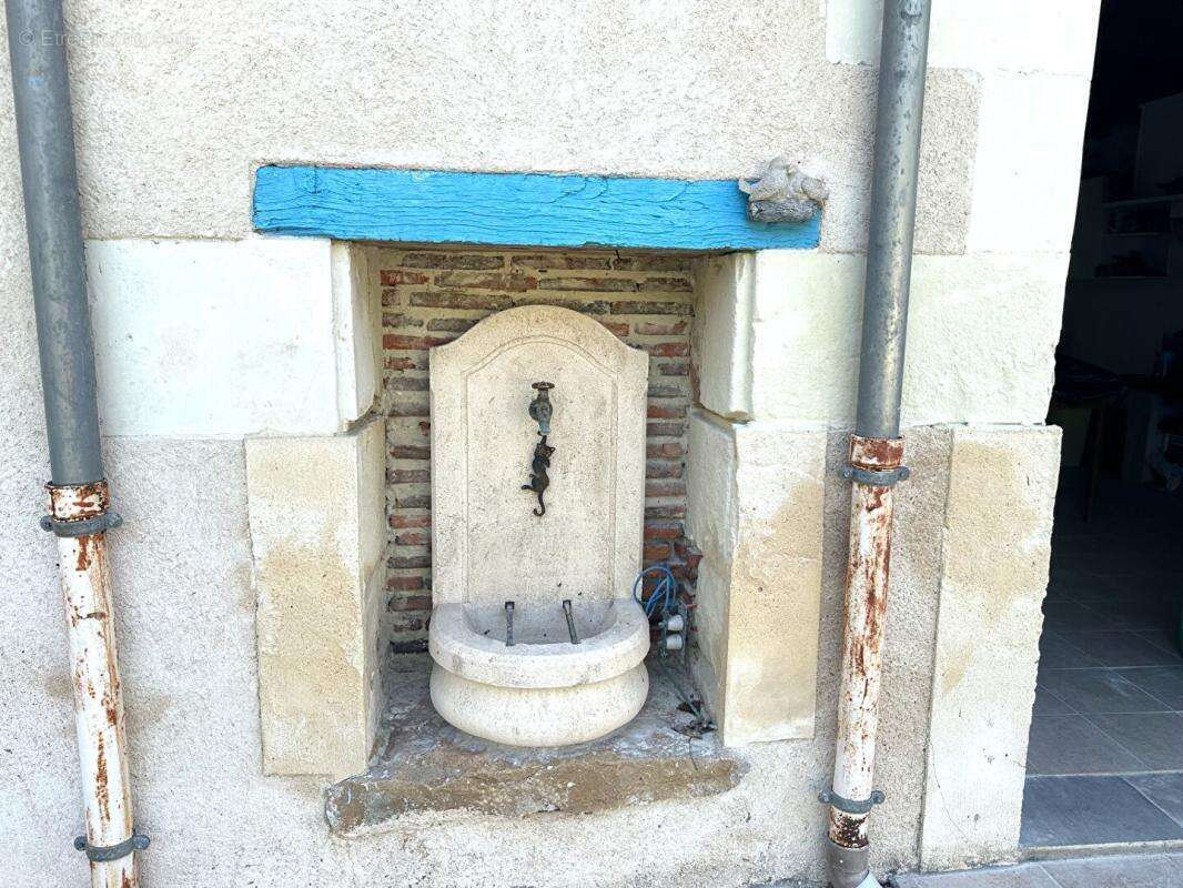 Charmante maison des années 50 situé à Veuil - photo 18