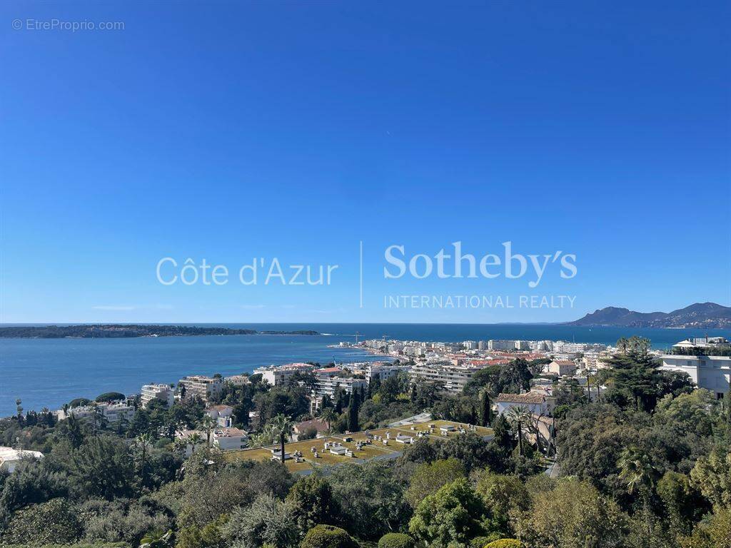 Appartement à CANNES