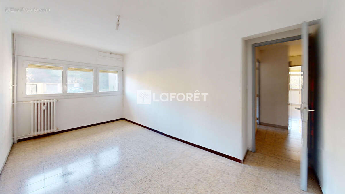 Appartement à SALON-DE-PROVENCE
