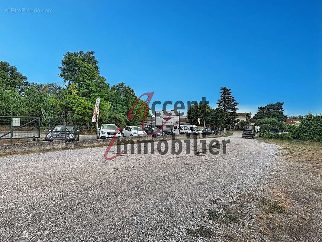 Immeuble Cavaillon 10 pièce(s) 494.6 m2 - photo 7
