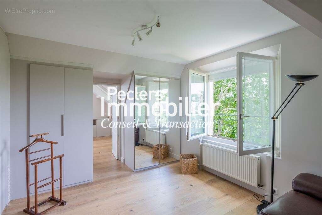 Maison de caractère familiale dans le triangle d'or - photo 16