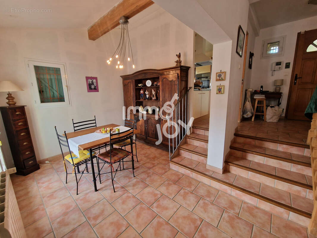 Maison à LEZIGNAN-CORBIERES