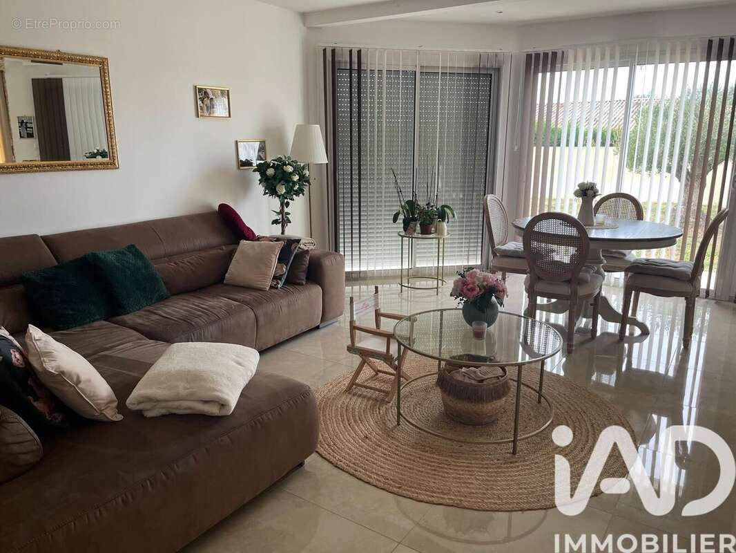 Photo 5 - Maison à SAINT-DENIS-DE-PILE