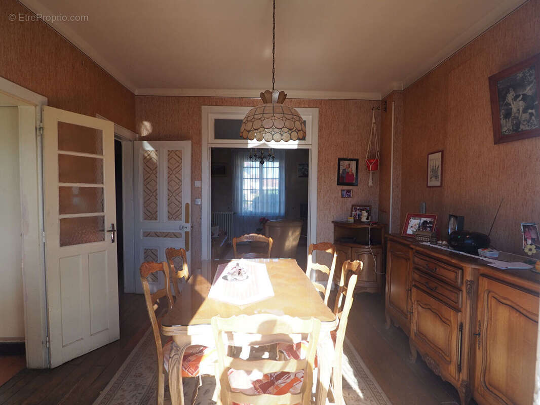 Maison à NOMEXY