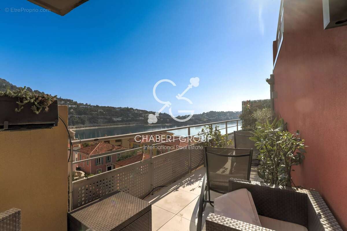 Appartement à VILLEFRANCHE-SUR-MER