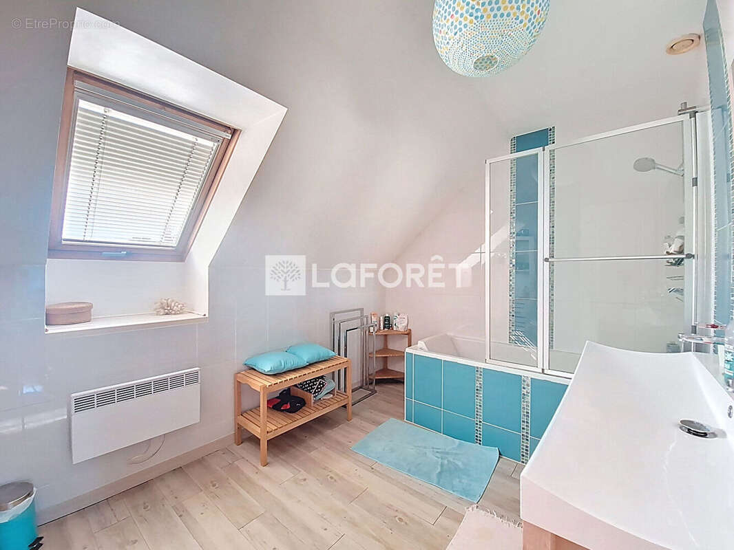 Maison à MARCOUSSIS