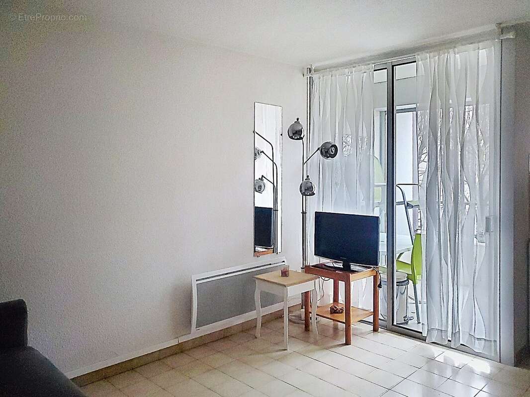 Appartement à LAMALOU-LES-BAINS