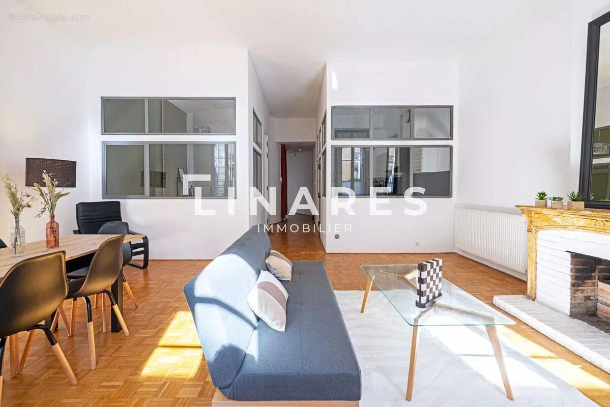 Appartement à MARSEILLE-6E