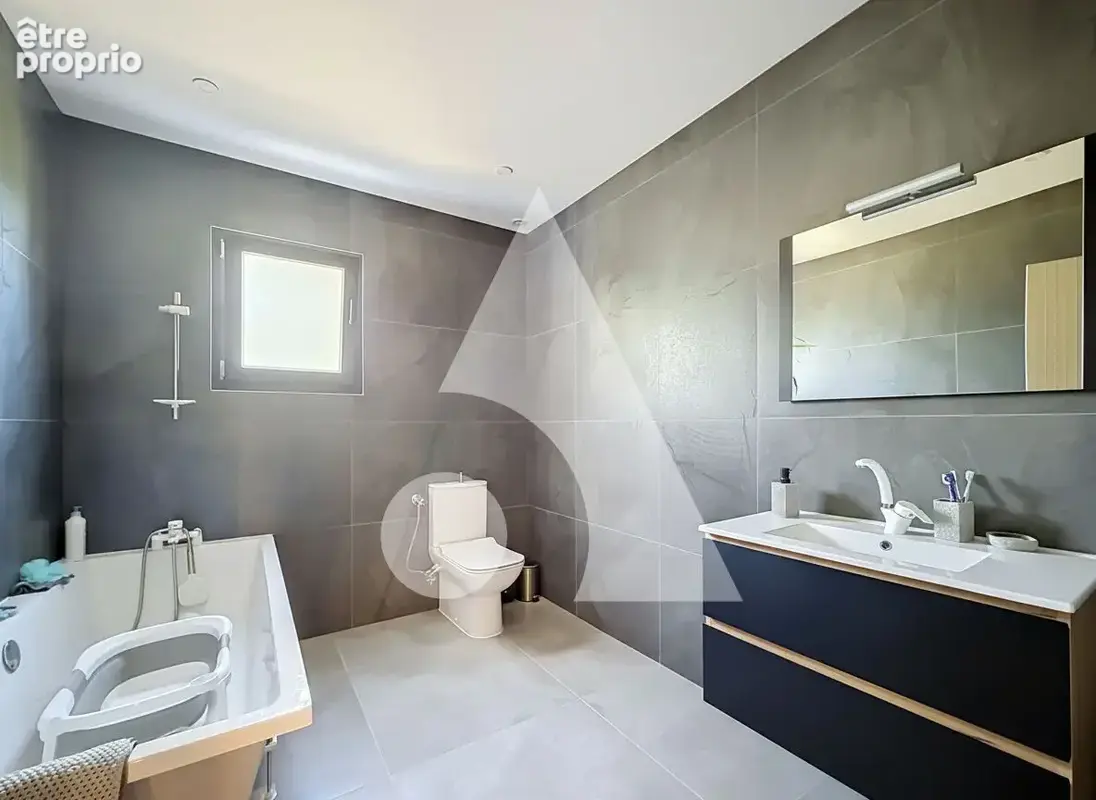 Saint-Marcel, maison contemporaine coup de coeur de 121 m2 avec piscine - photo 13