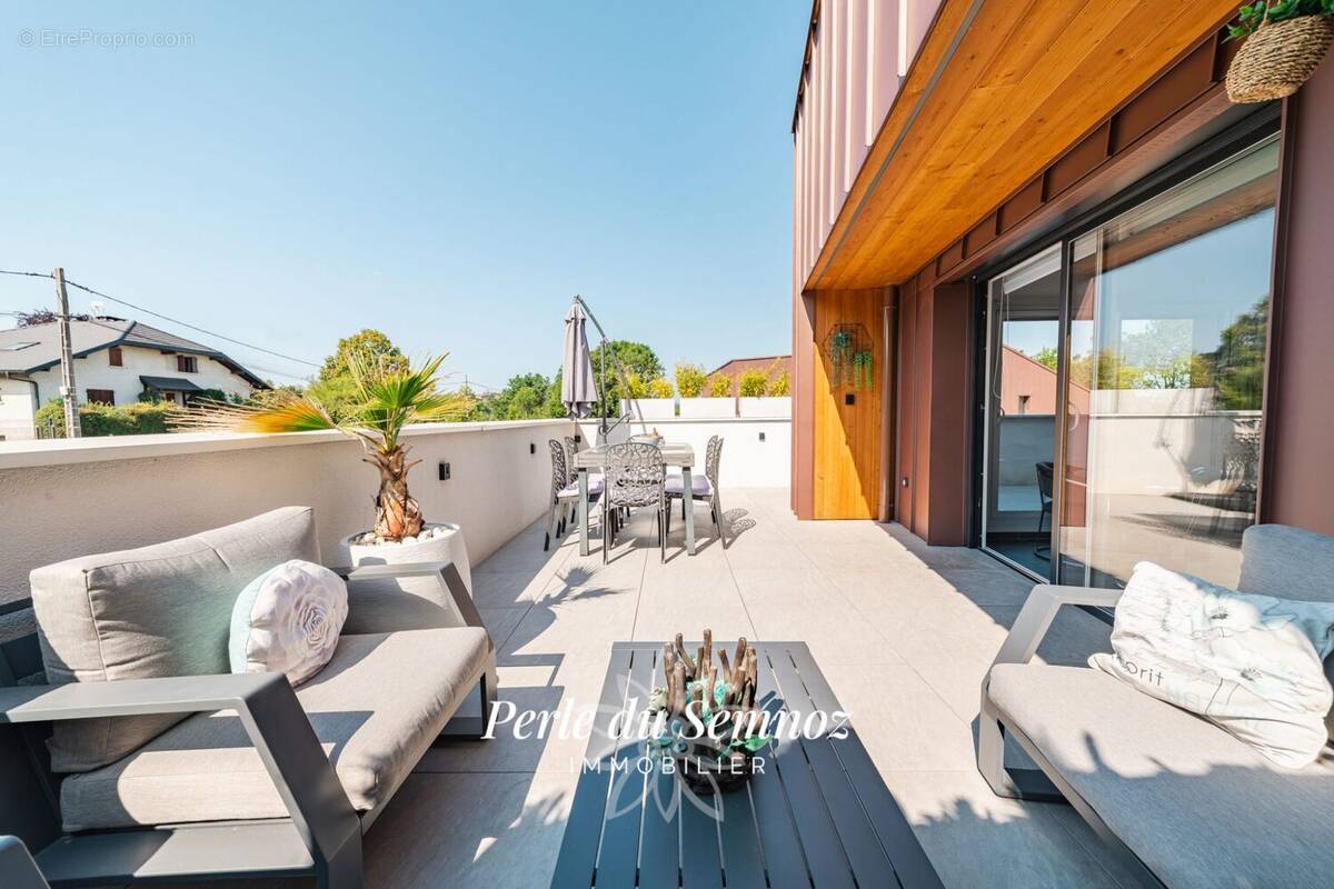 Appartement à SEYNOD