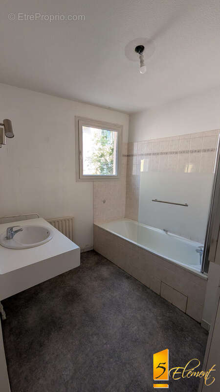 Appartement à CHAPONOST