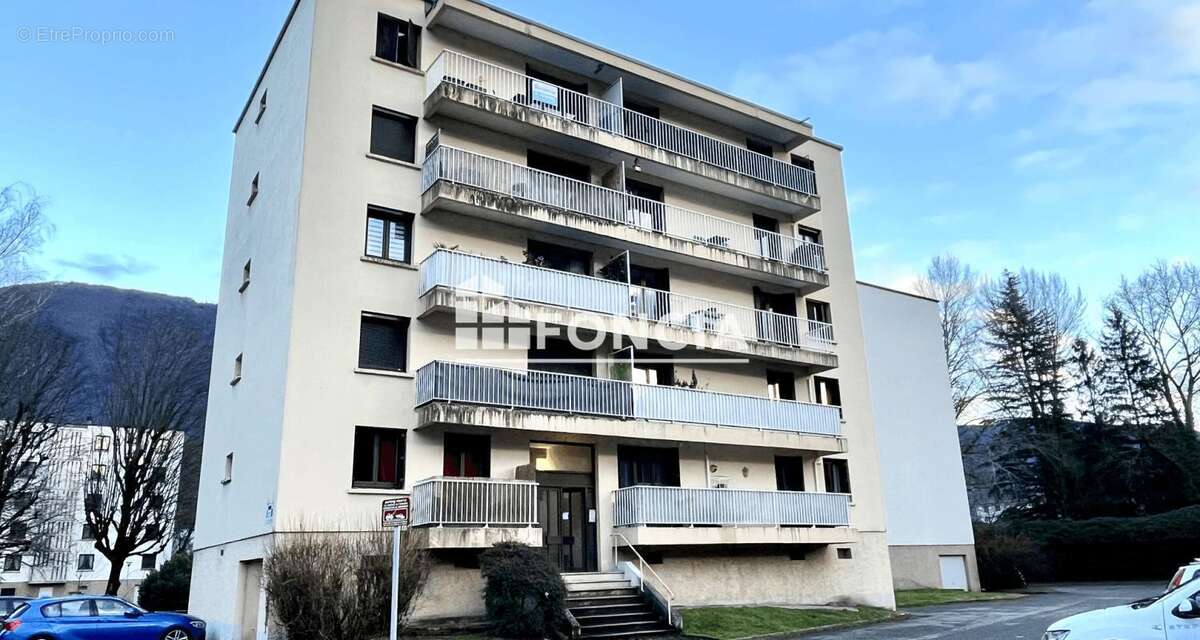 Appartement à VIZILLE