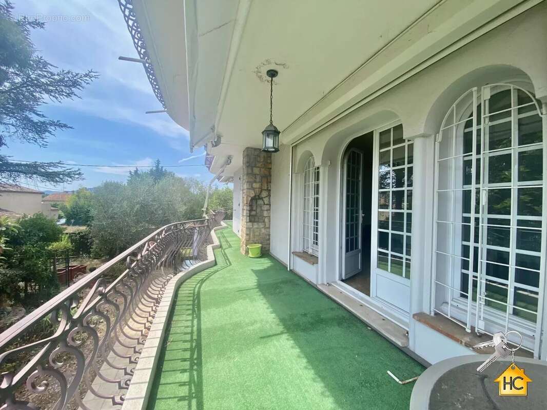 Mougins limite le Cannet Appartement-villa 3850€/m2 avec Jardin 250 m2 - photo 5