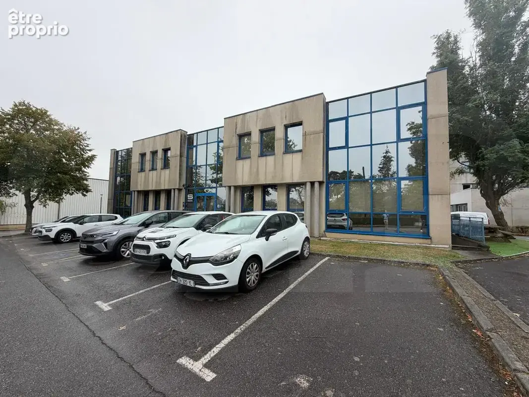 Commerce 1 827 m² à vendre à Cesson-Sevigne (35510) - photo 7