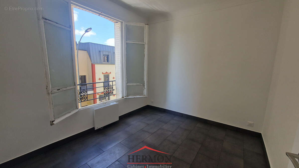 Appartement à BOIS-COLOMBES