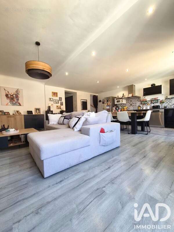 Appartement 93 m² à Pia  - photo 5