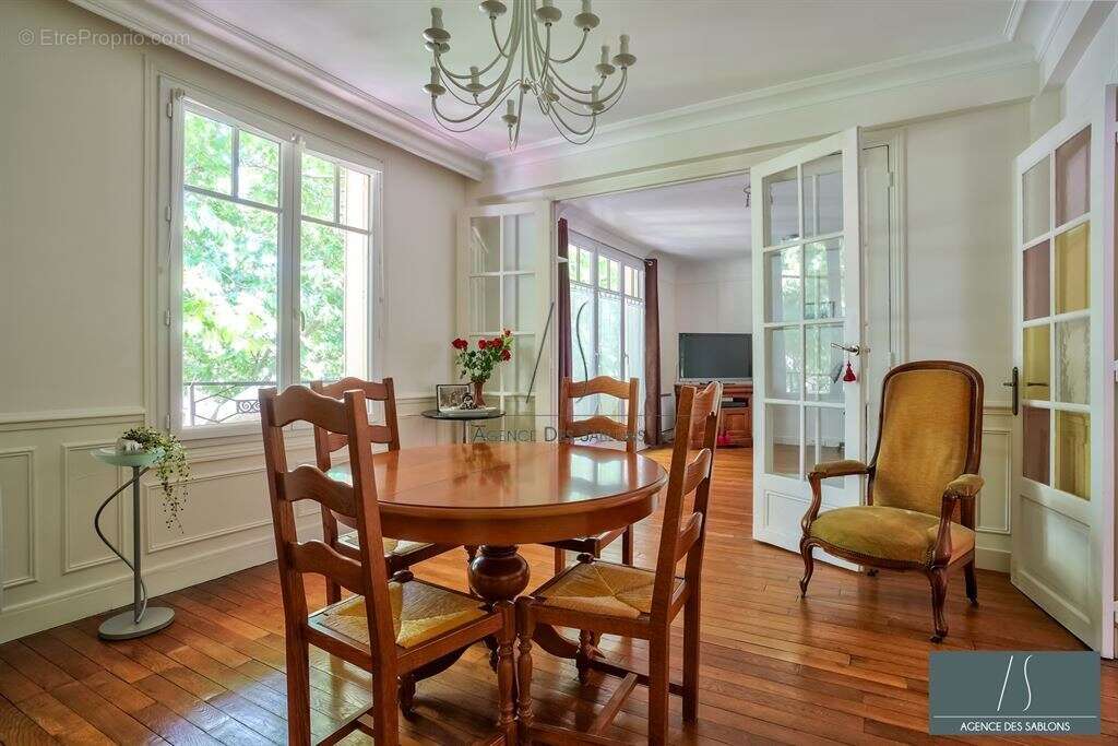 Appartement à LE VESINET