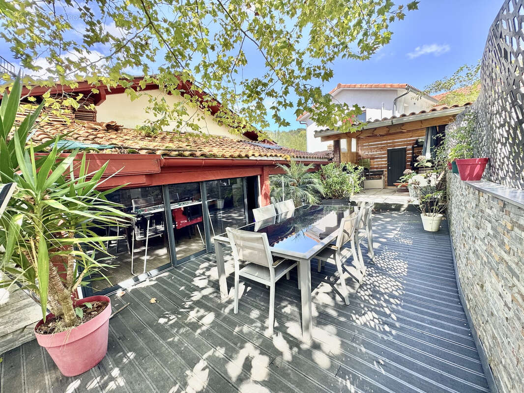 Appartement à BIRIATOU