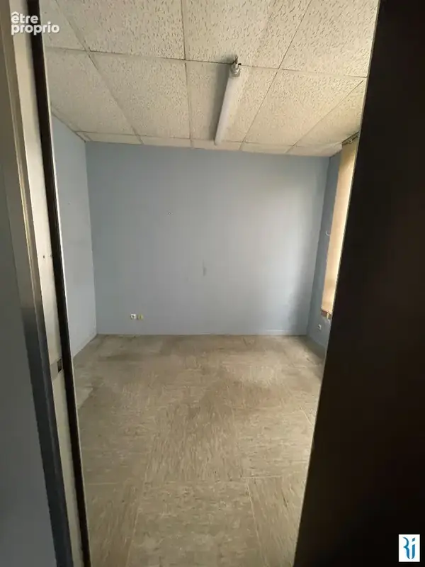 Commerce 214 m² à vendre à Rouen (76100) - photo 2