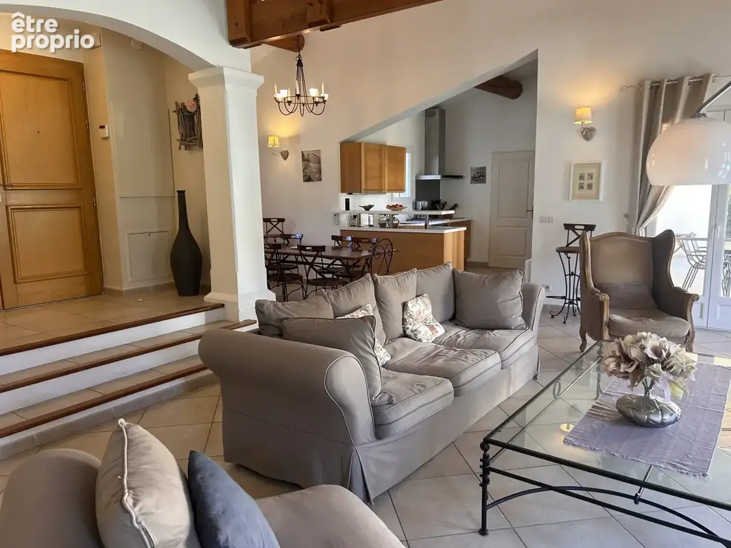 Maison 126 m² à Mallemort  - photo 4