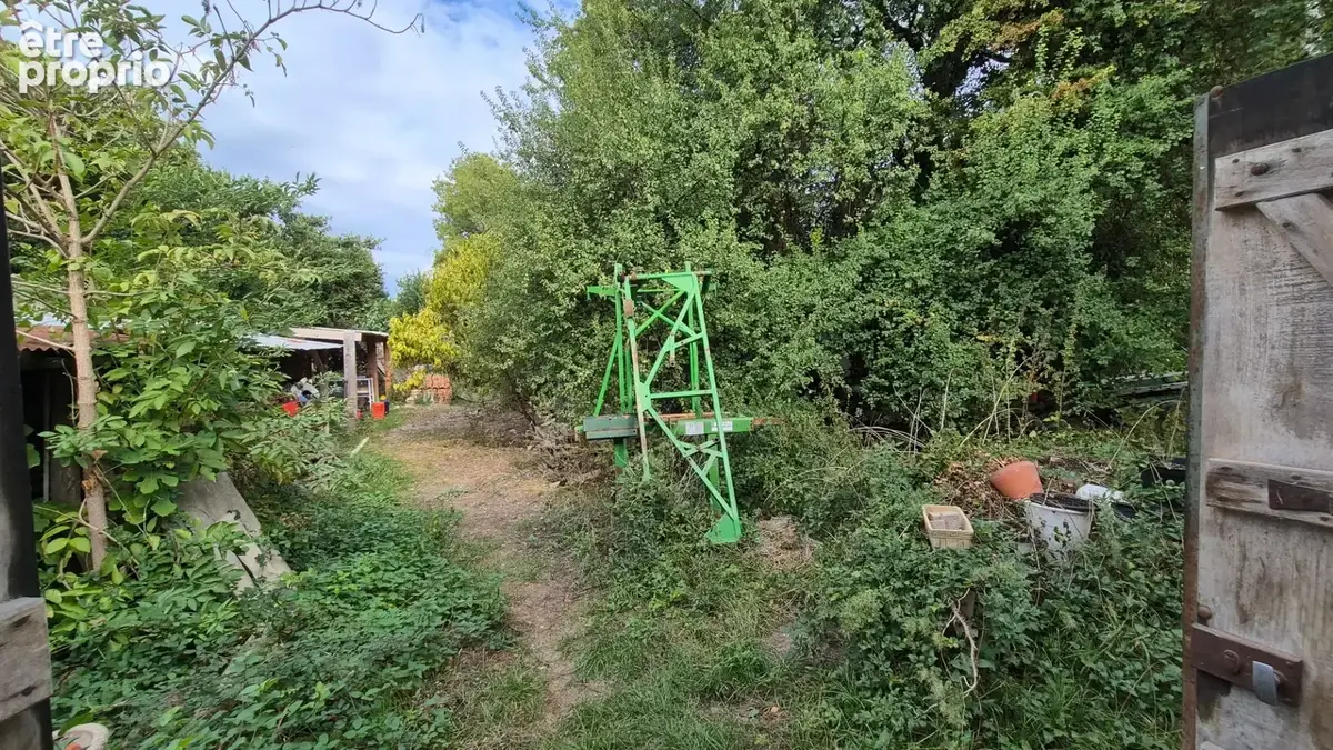 Corps de Ferme à rénover de 500 m2, proche commerces, beaucoup de dépendances - photo 23