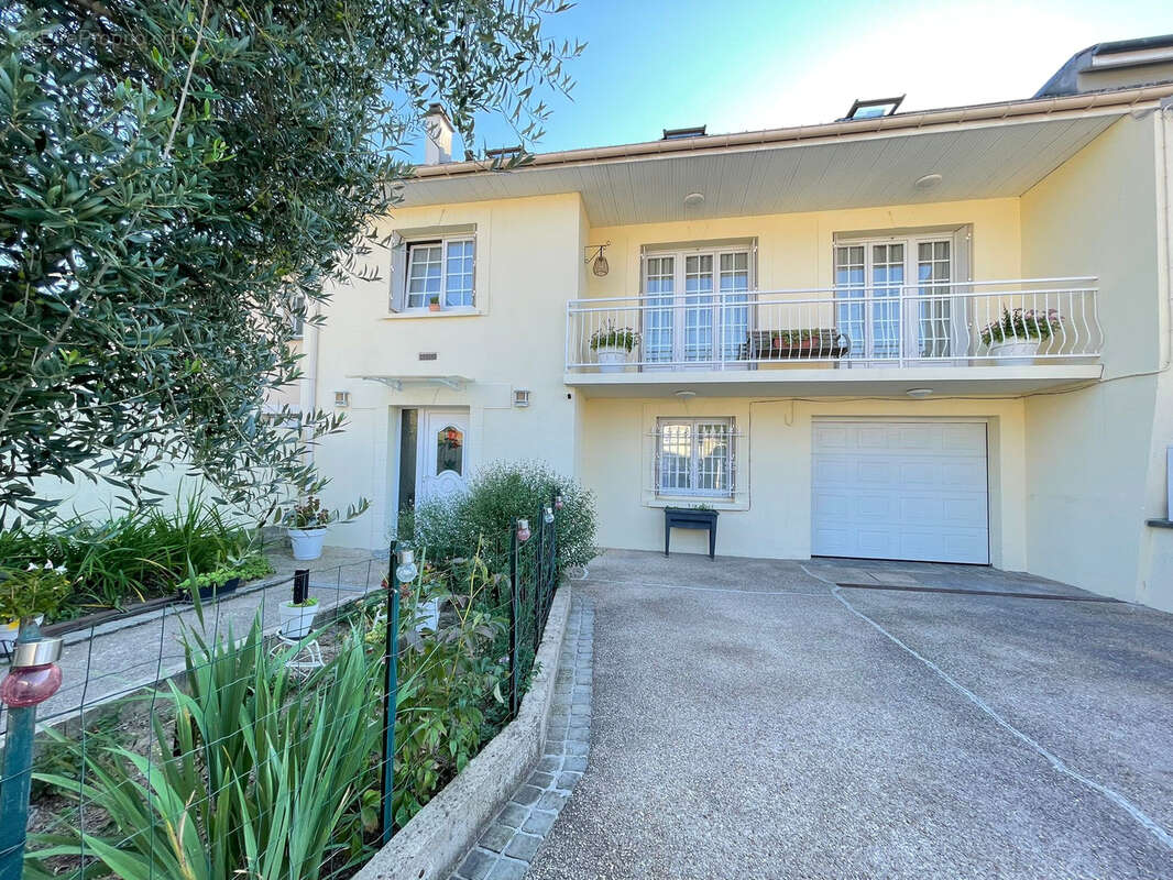 Maison à MITRY-MORY