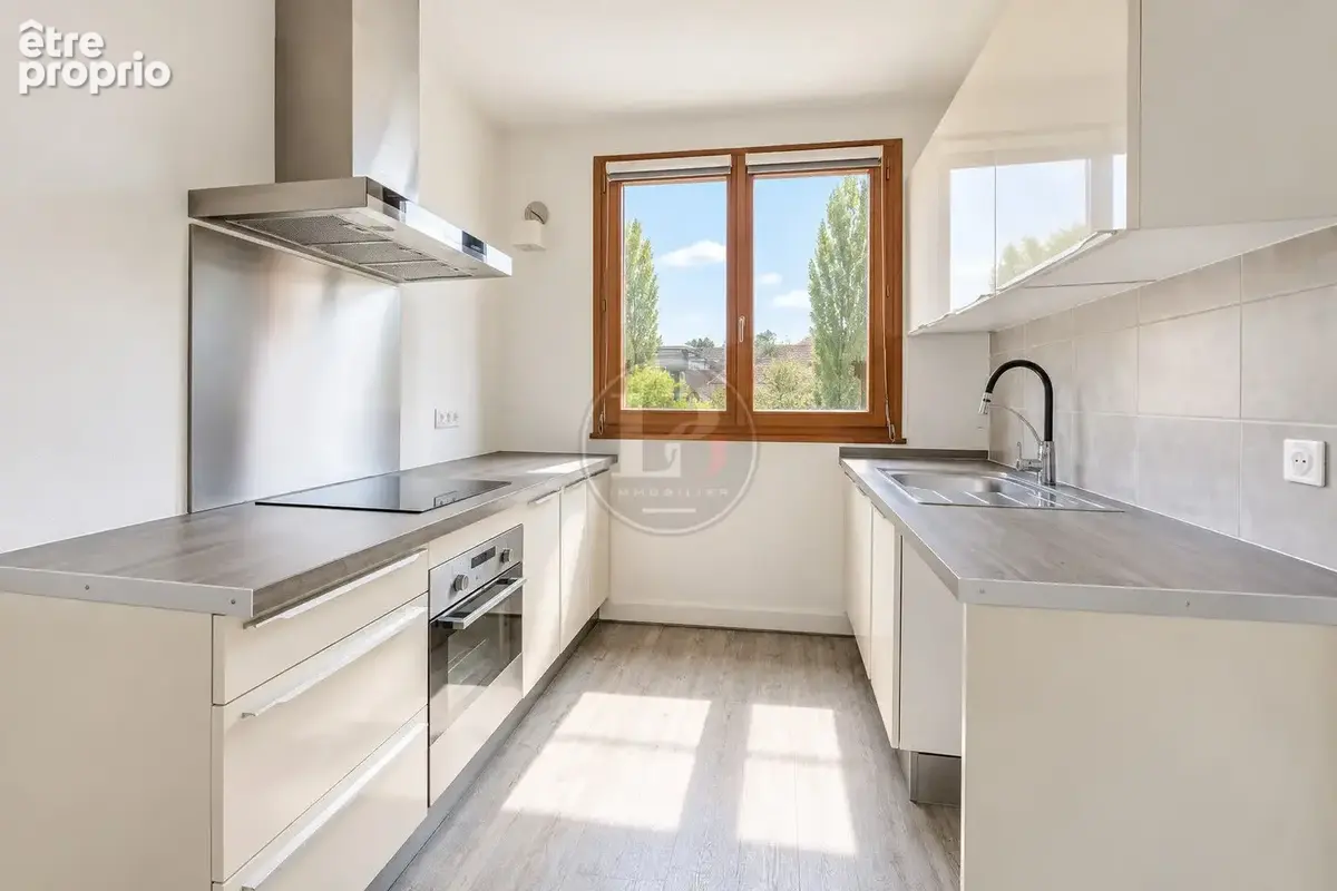 Appartement à MAREIL-MARLY