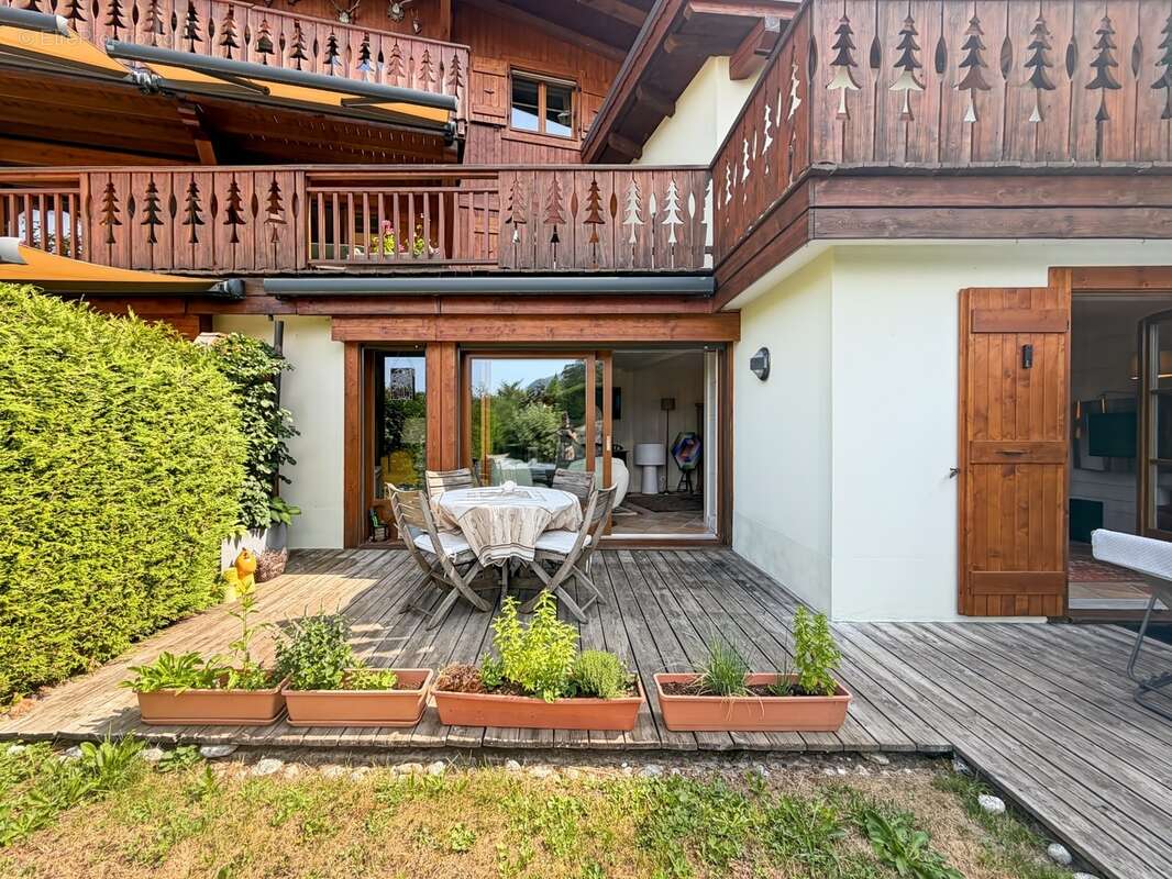 A VENDRE - Appartement T4 en rez de jardin - MEGEVE - photo 14