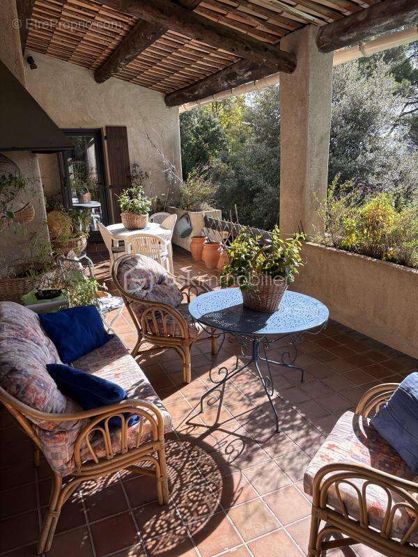 Maison à PIERREVERT