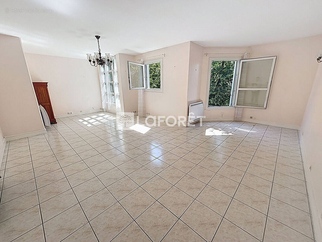 Appartement à VILLEJUIF