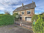 Maison à SAINT-GEORGES-DES-GROSEILLERS